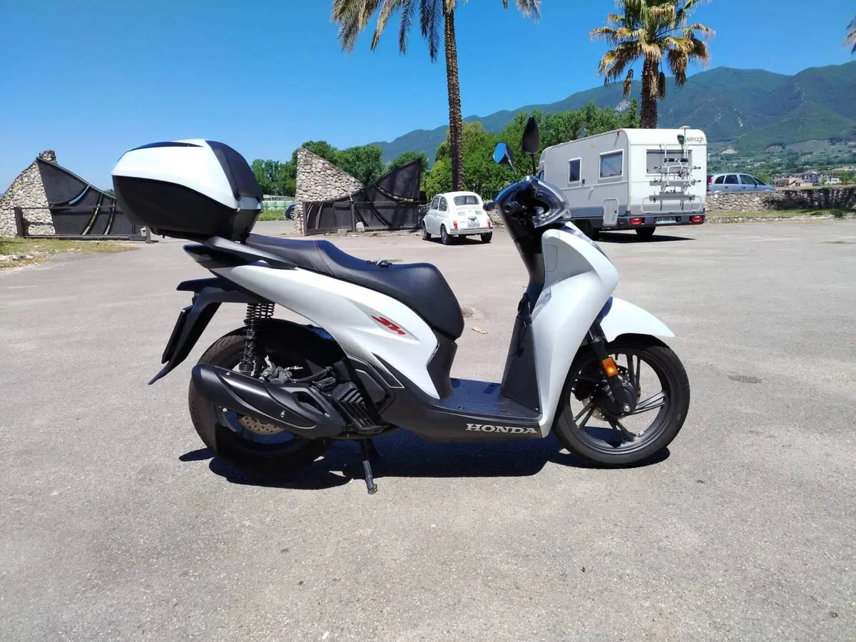 Honda SH 125i (2024 - 25) (6)