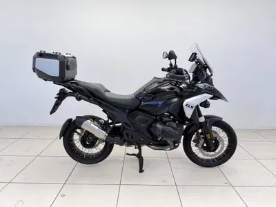 Bmw R 1300 GS Triple Black (2023 - 26) usata