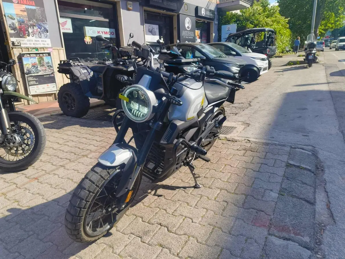 Zontes ZT125-GK (2022 - 25) (4)