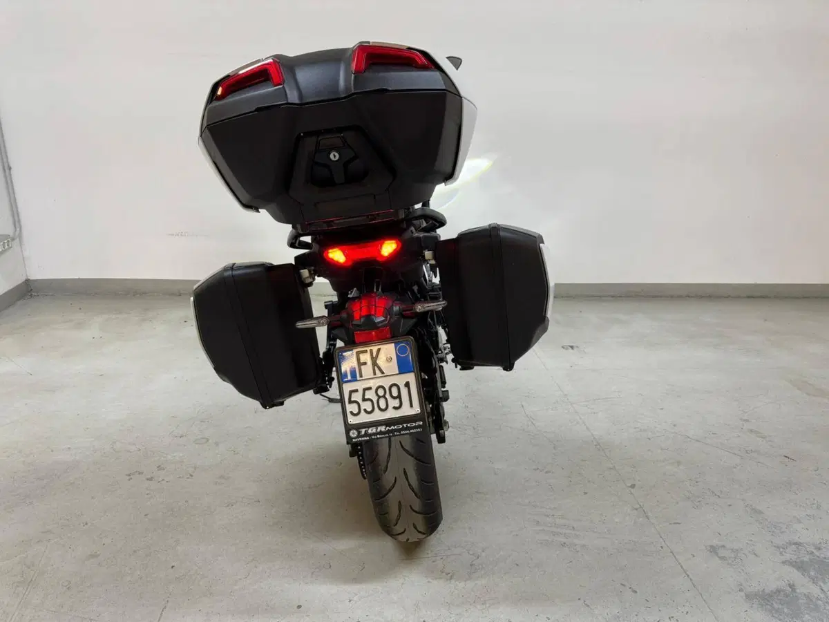 Yamaha Tracer 9 GT (2021 - 24) (4)