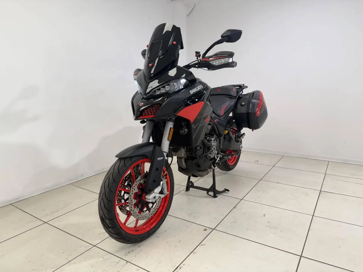 Ducati Multistrada V2 S (2022 - 24) (2)