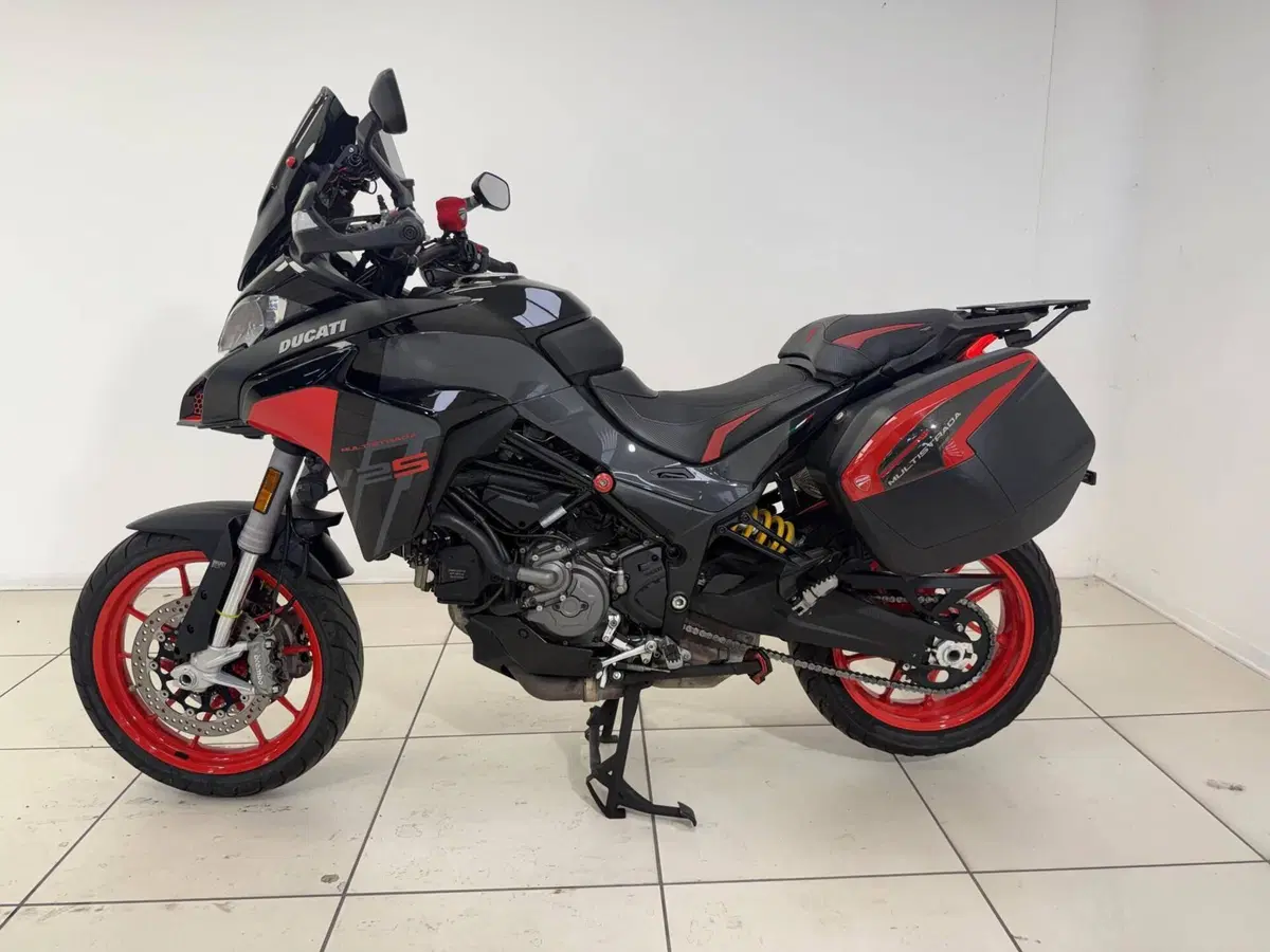 Ducati Multistrada V2 S (2022 - 24) (5)
