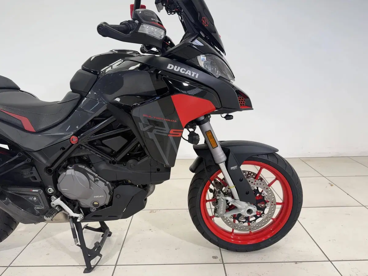 Ducati Multistrada V2 S (2022 - 24) (12)