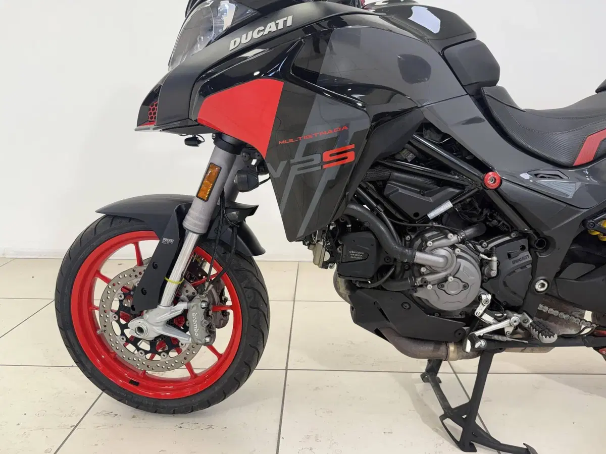 Ducati Multistrada V2 S (2022 - 24) (13)
