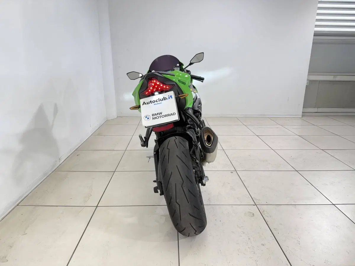 Kawasaki Ninja 636 ZX-6R (2024 - 26) (7)