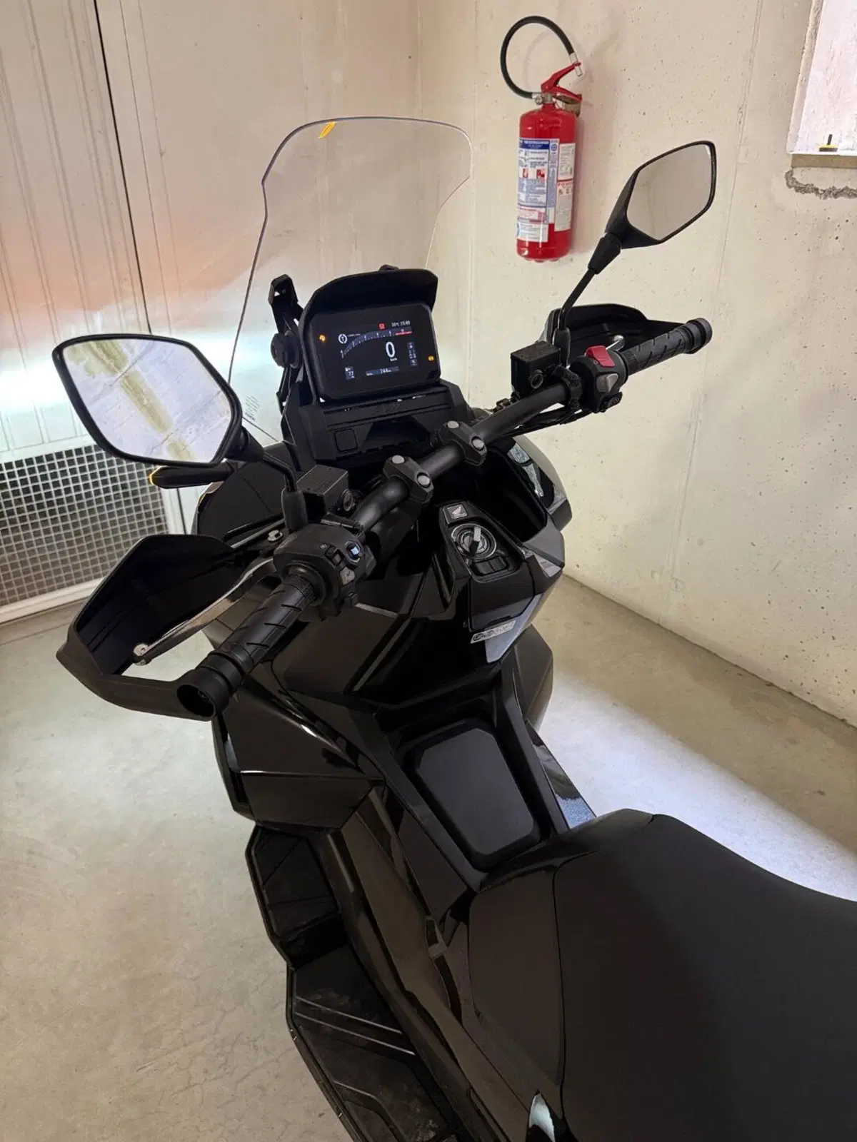 Honda ADV 350 (2025 - 26) (6)