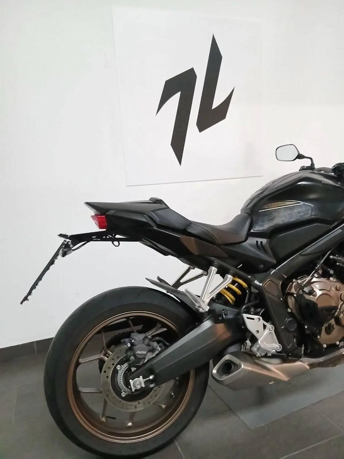 Honda CB 650 R (2021 - 23) (3)