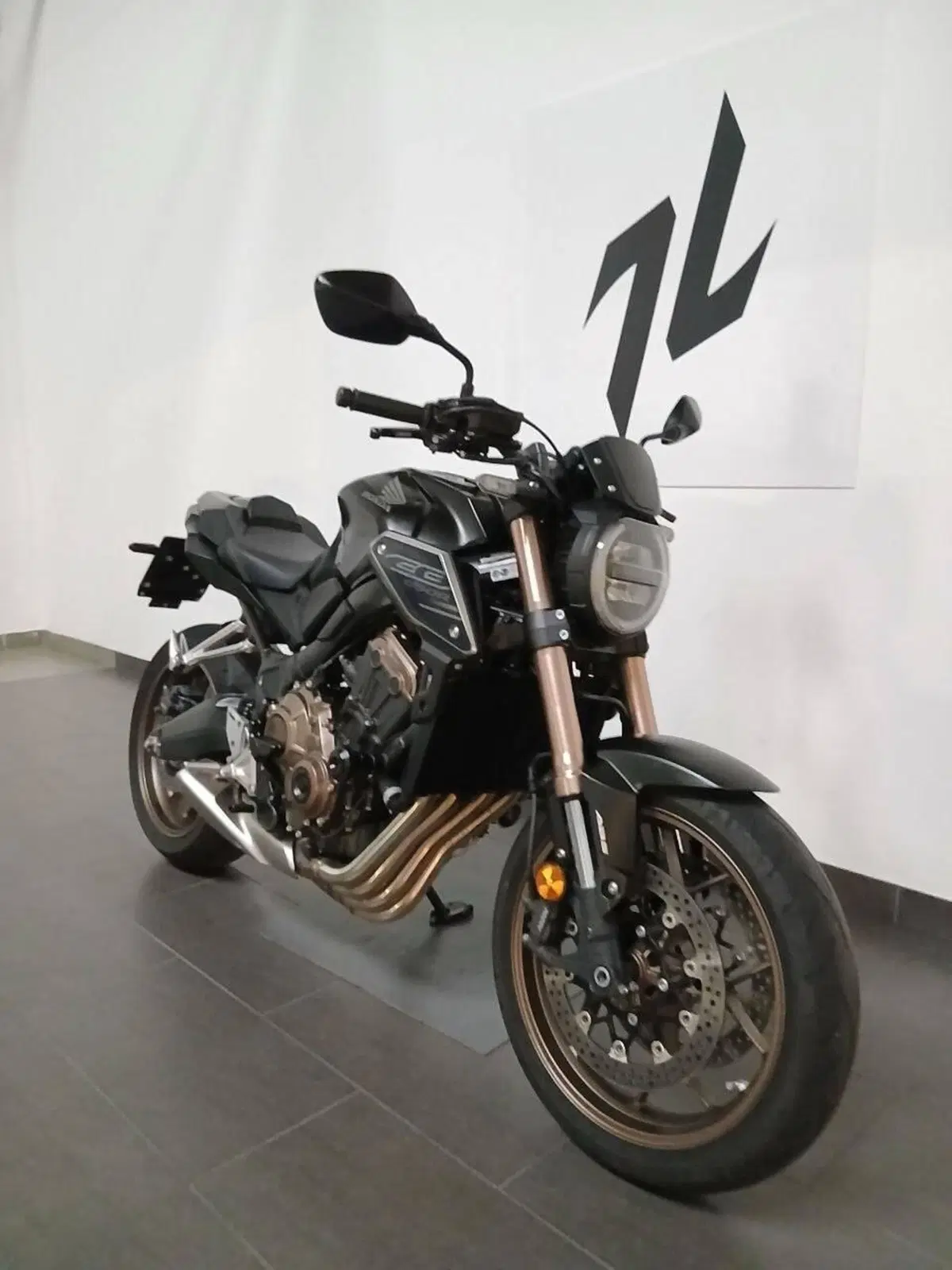 Honda CB 650 R (2021 - 23) (4)