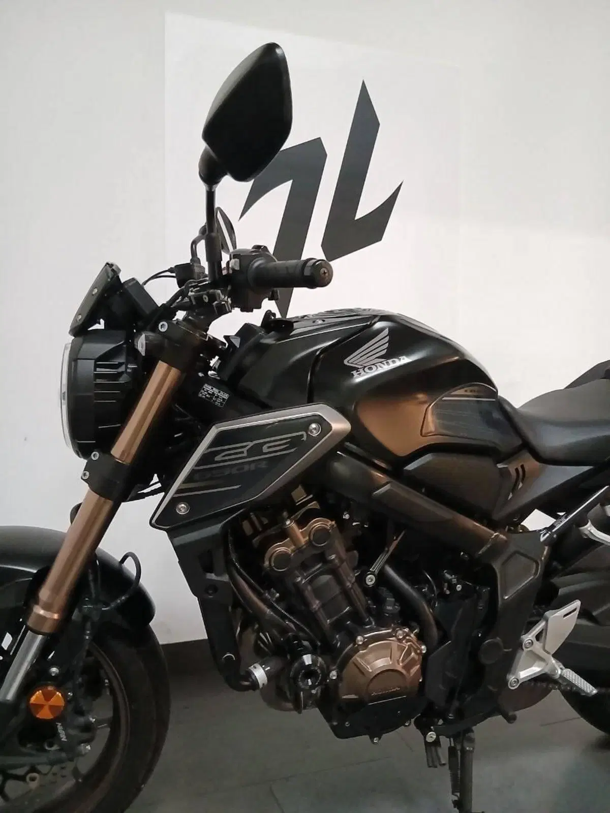 Honda CB 650 R (2021 - 23) (9)