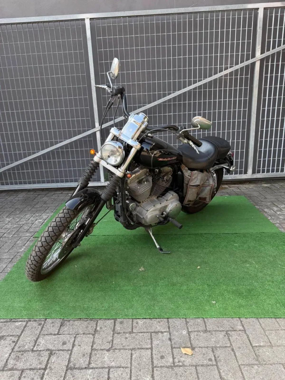 Harley-Davidson 883 Custom (2001 - 05) - XL 53C (3)
