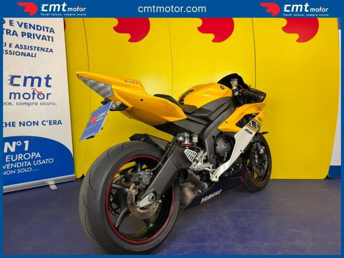 Yamaha YZF R6 (2008 - 09) (4)