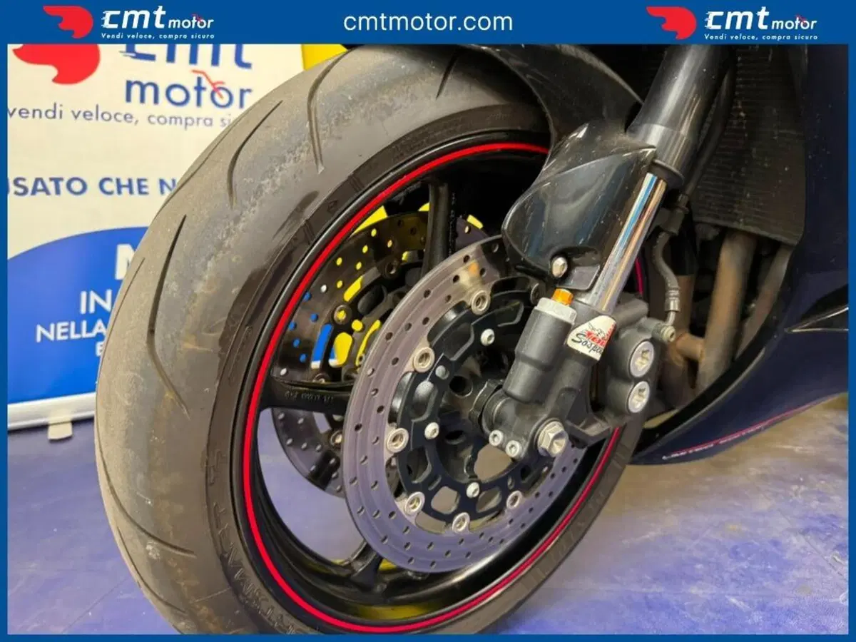 Yamaha YZF R6 (2008 - 09) (6)