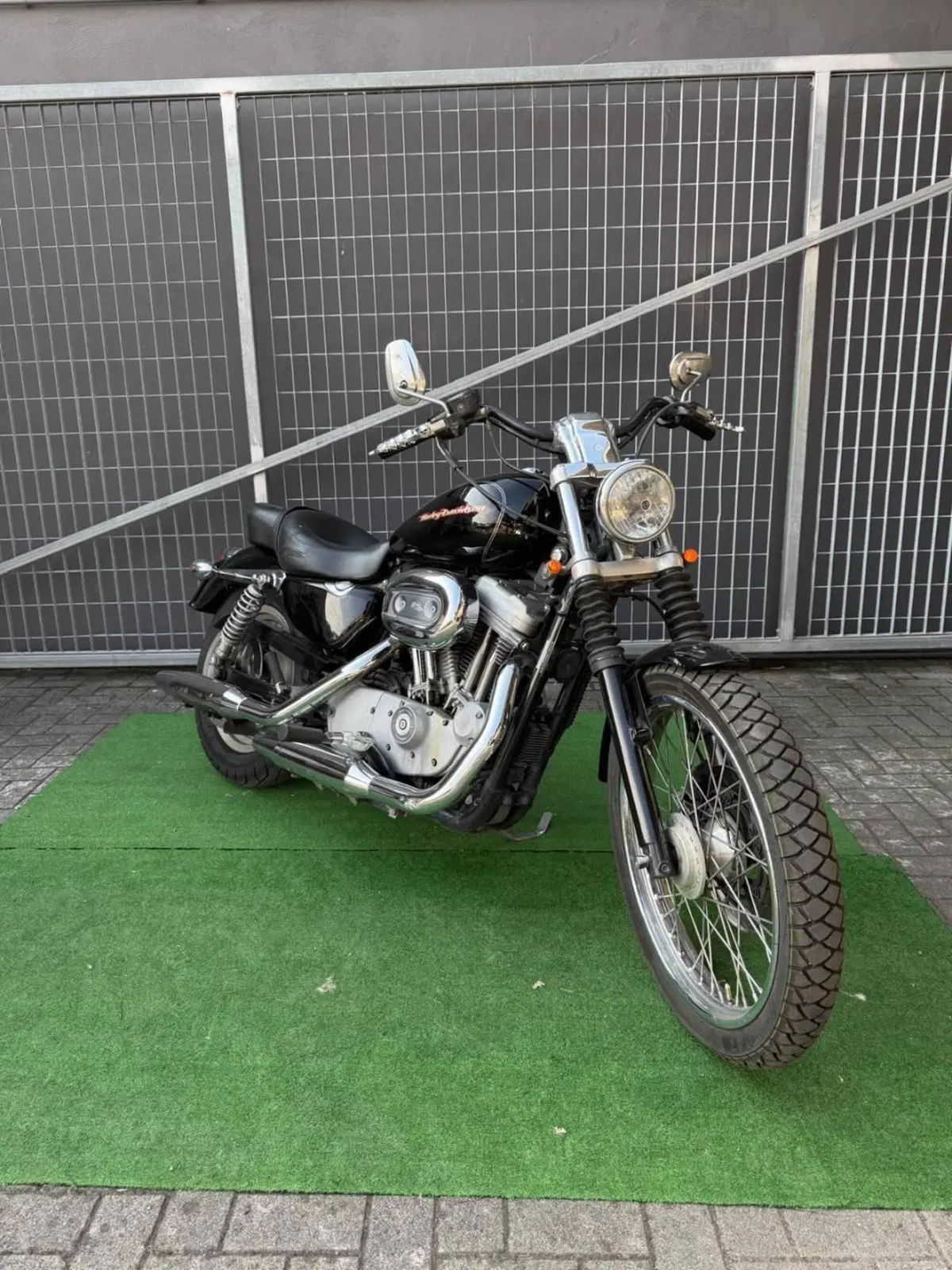 Harley-Davidson 883 Custom (2001 - 05) - XL 53C (5)