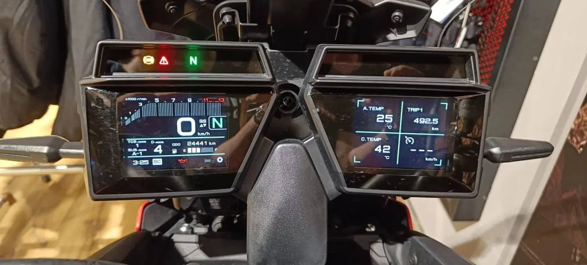 Yamaha Tracer 9 GT (2021 - 24) (6)