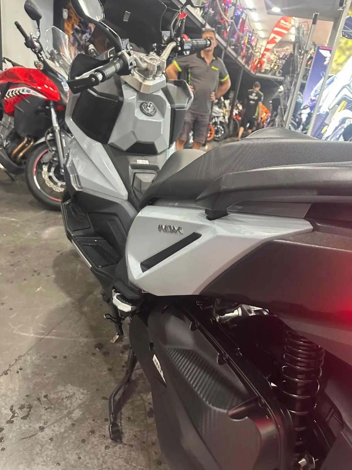 Sym ADX 300 (2024 - 26) (6)