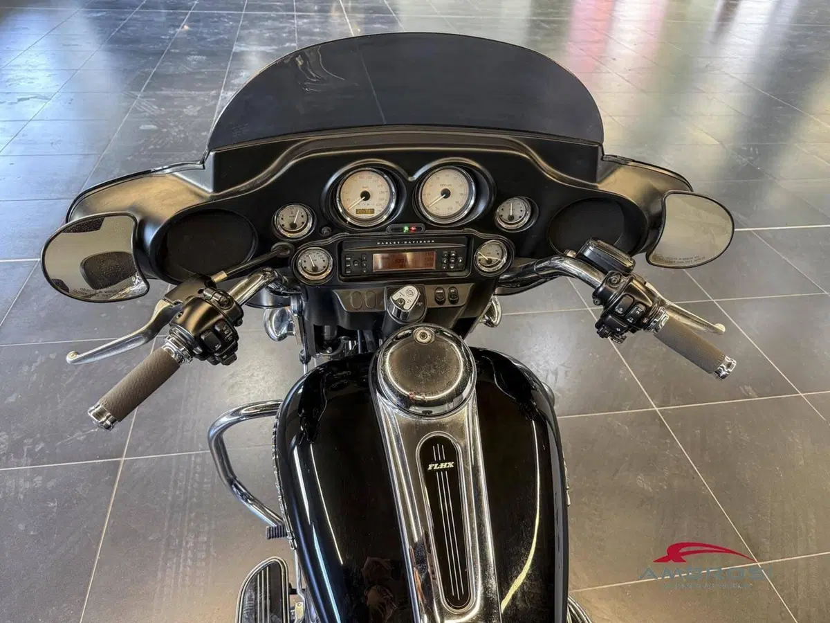 Harley-Davidson 117 CVO Tri Glide (2020 - 21) (5)