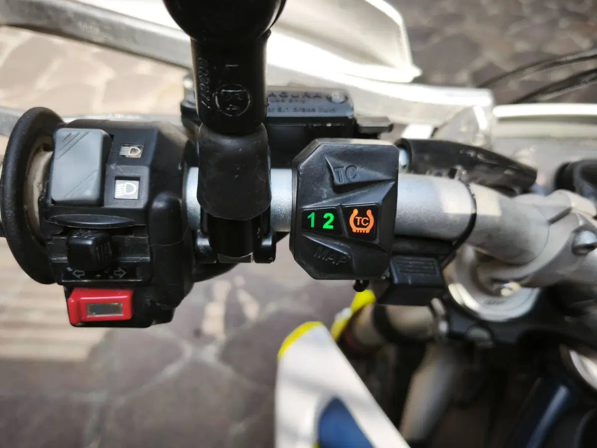 Husqvarna 701 Enduro (2020) (6)