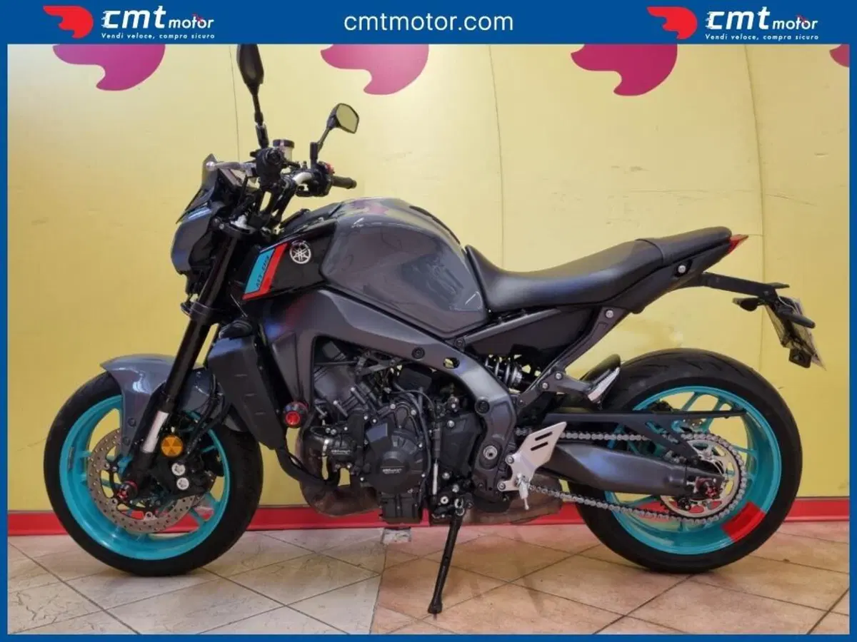 Yamaha MT-09 (2021 - 23) (2)