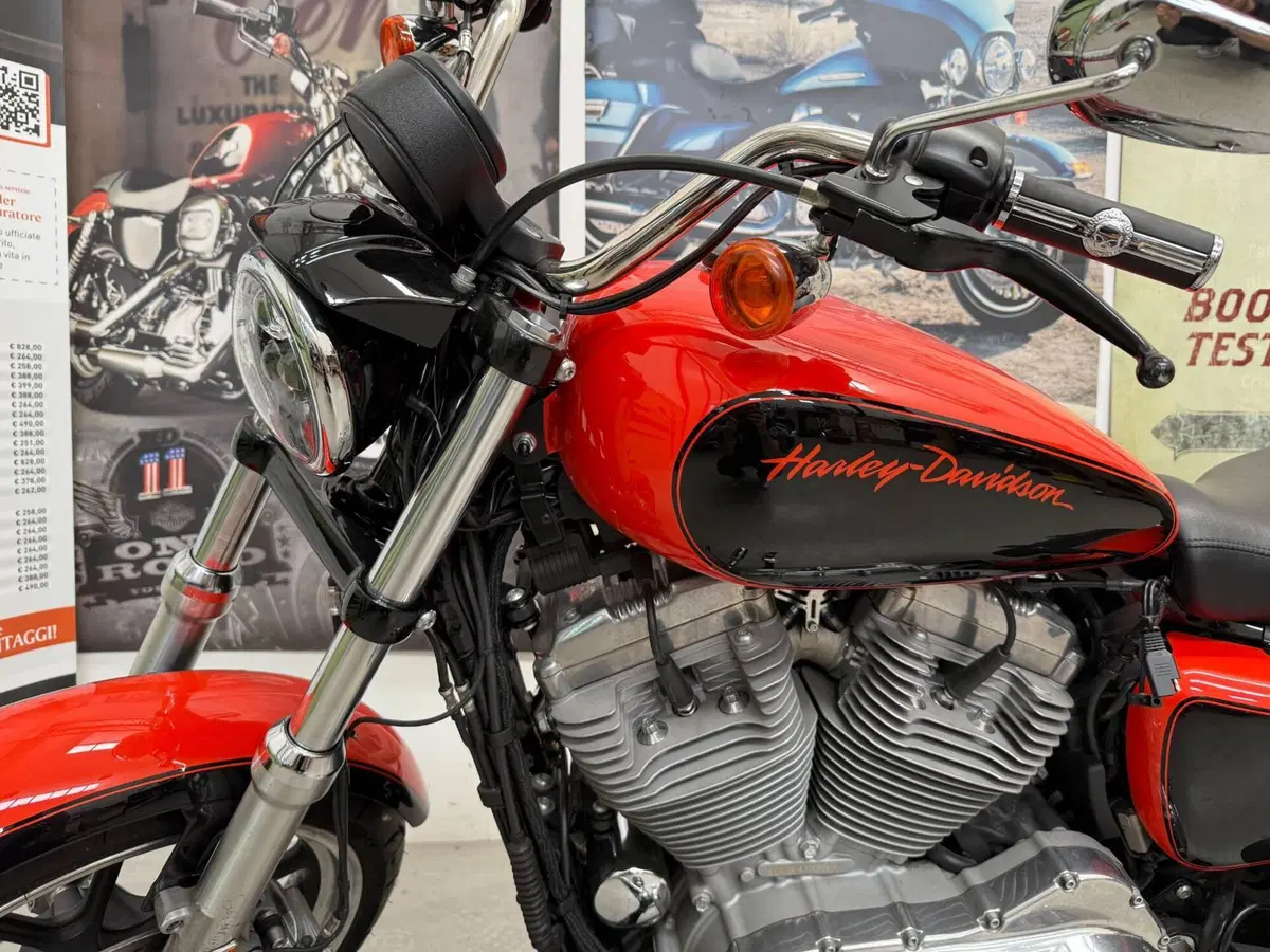 Harley-Davidson 883 SuperLow (2010 - 16) - XL 883L (7)