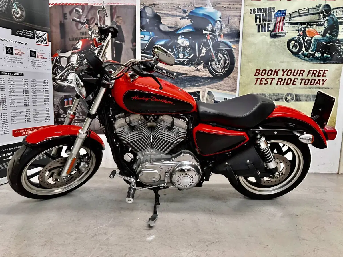 Harley-Davidson 883 SuperLow (2010 - 16) - XL 883L (3)