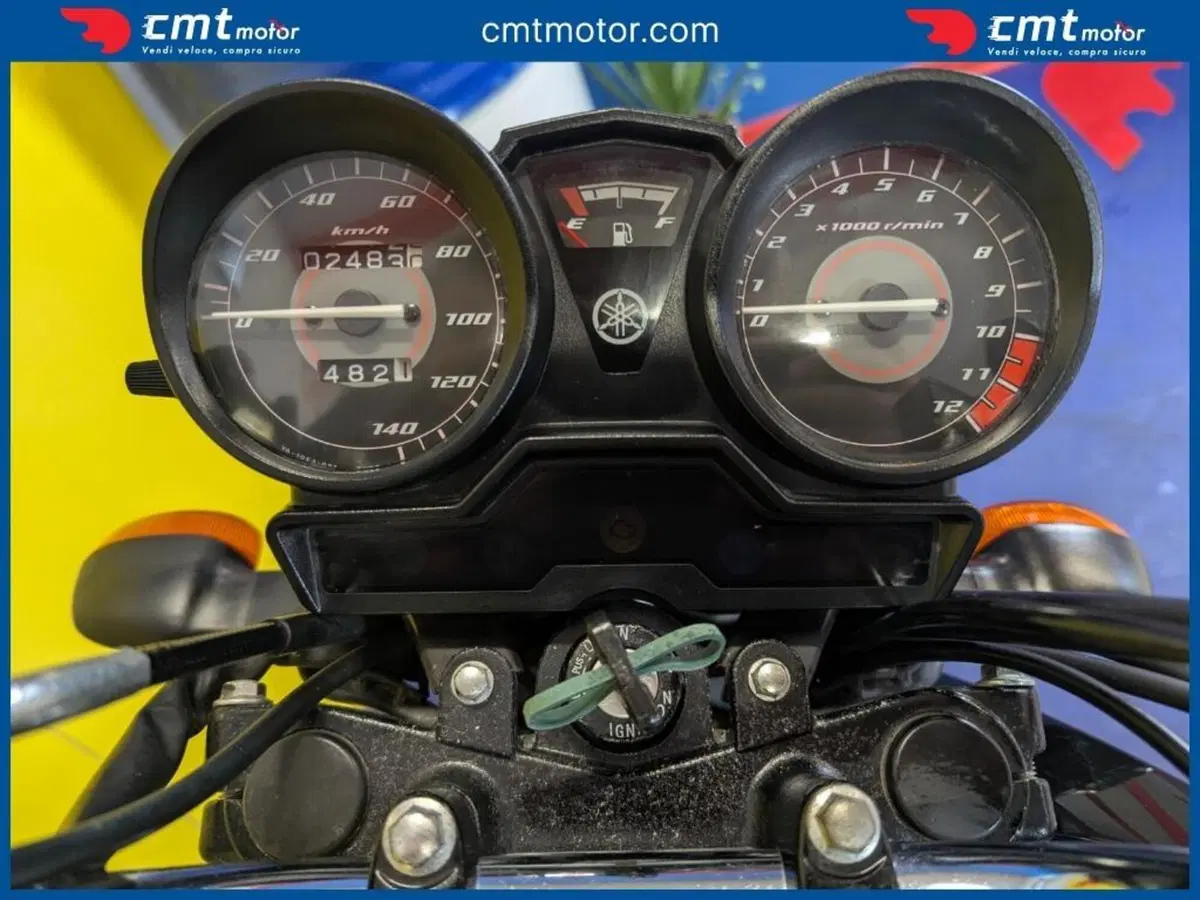 Yamaha YBR 125 (2010 - 13) (5)