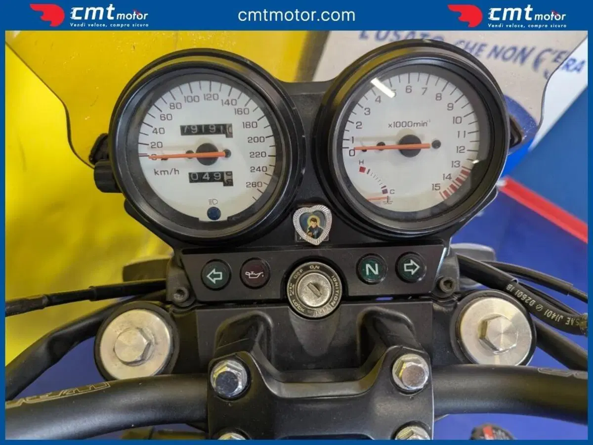 Honda Hornet 600 (1998 - 00) (5)