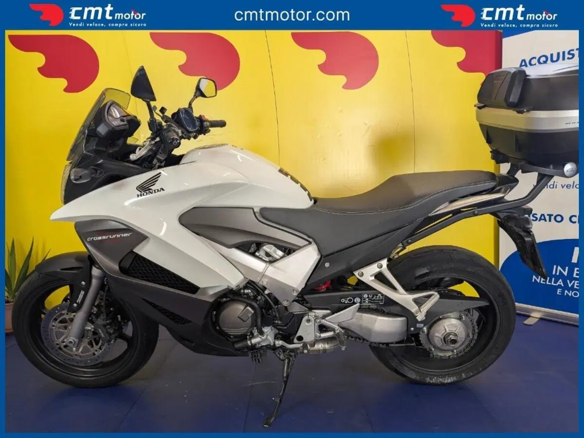 Honda Crossrunner ABS (2010 - 14) (3)