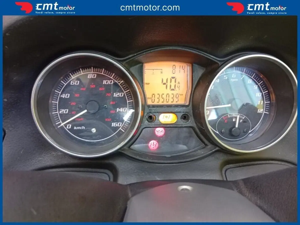 Piaggio MP3 250 i.e. (5)