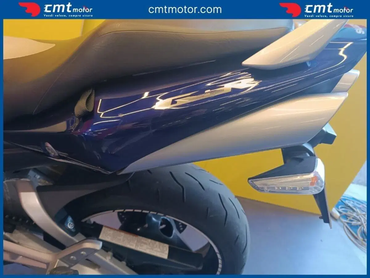 Suzuki GSR 600 (2006 - 11) (4)