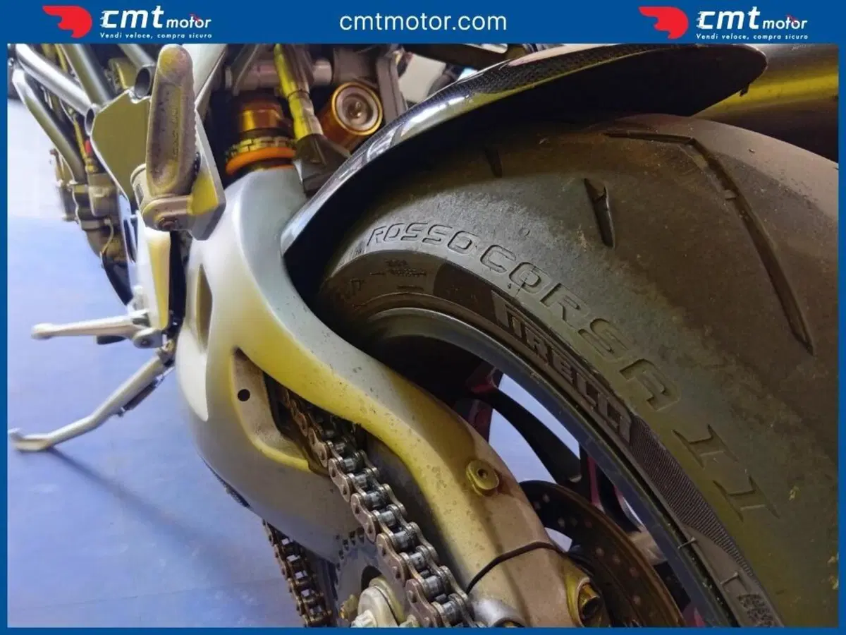 MV Agusta Brutale 910 R (2006 - 11) (4)