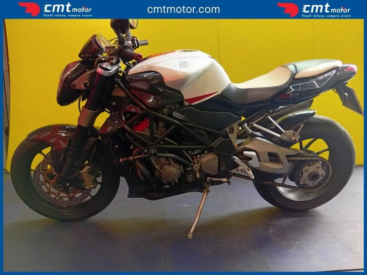MV Agusta Brutale 910 R (2006 - 11) (13)
