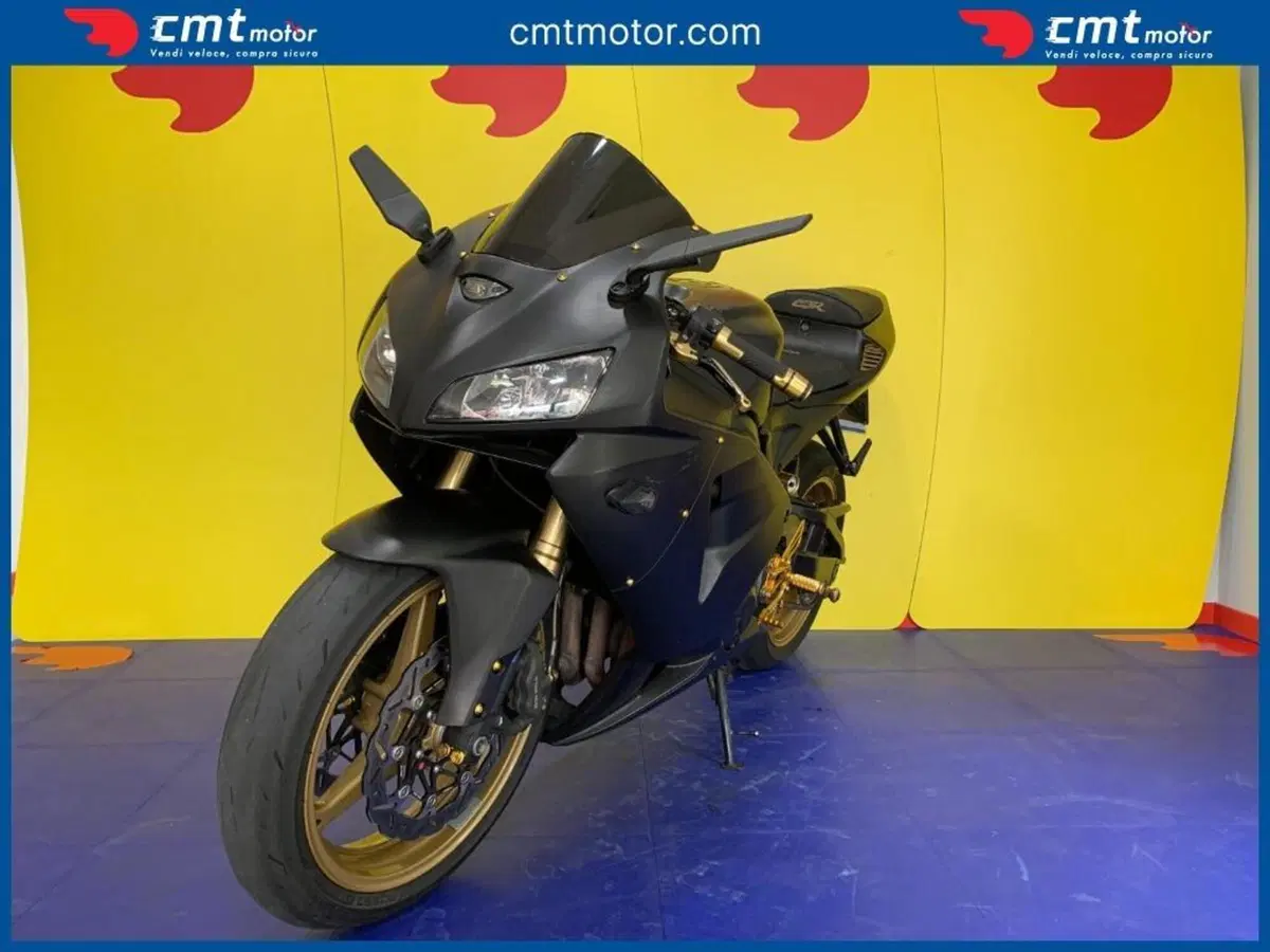 Honda CBR 600 RR (2005 - 06) (4)
