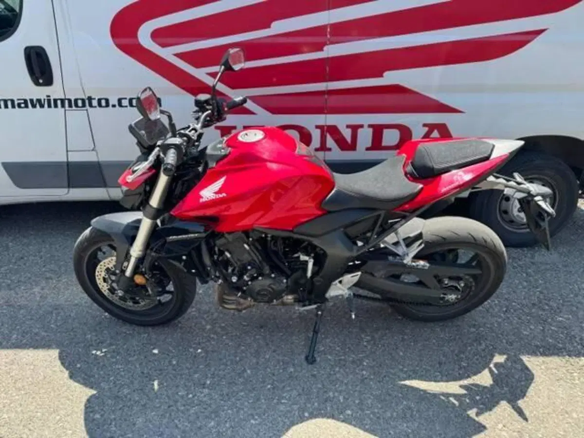 Honda CB 1000 Hornet (2025 - 26) (2)