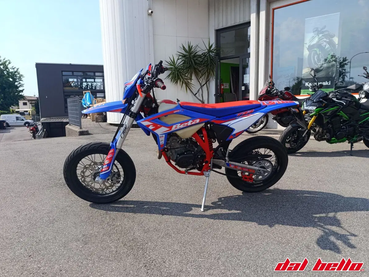 Betamotor RR 125 4T Motard R (2023 - 24) (3)