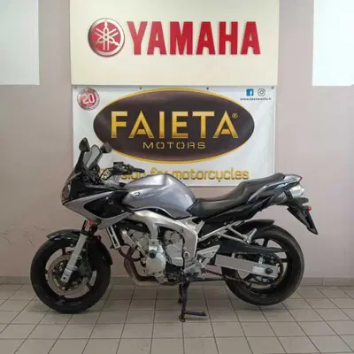 Yamaha FZ6 Fazer S2 (2006 - 11) usata