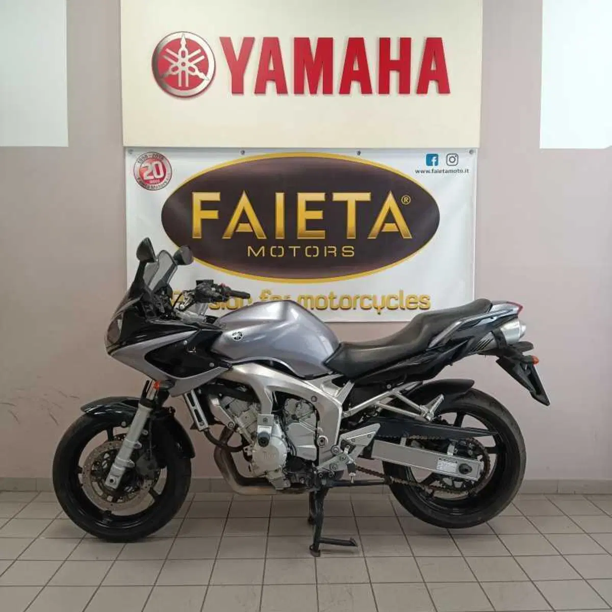 Yamaha FZ6 Fazer S2 (2006 - 11)
