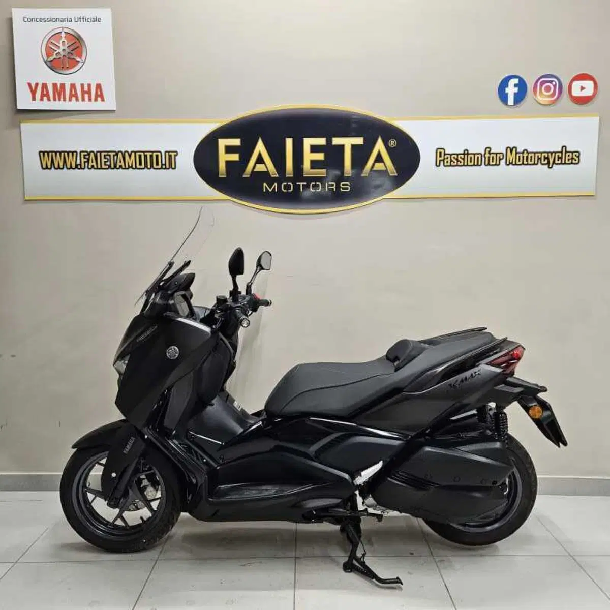 Yamaha X-Max 300 Tech Max (2025 - 26)