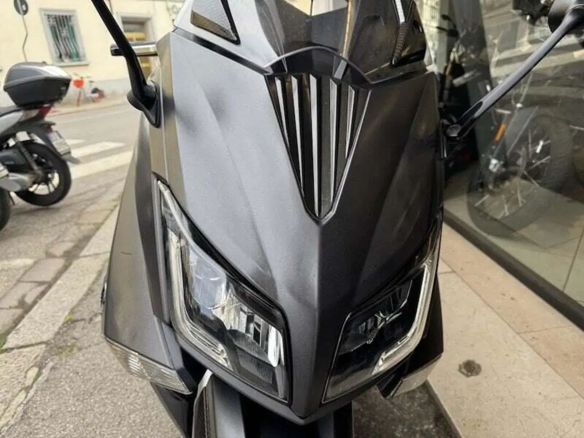Yamaha T-Max 530 ABS (2015 - 17) (19)