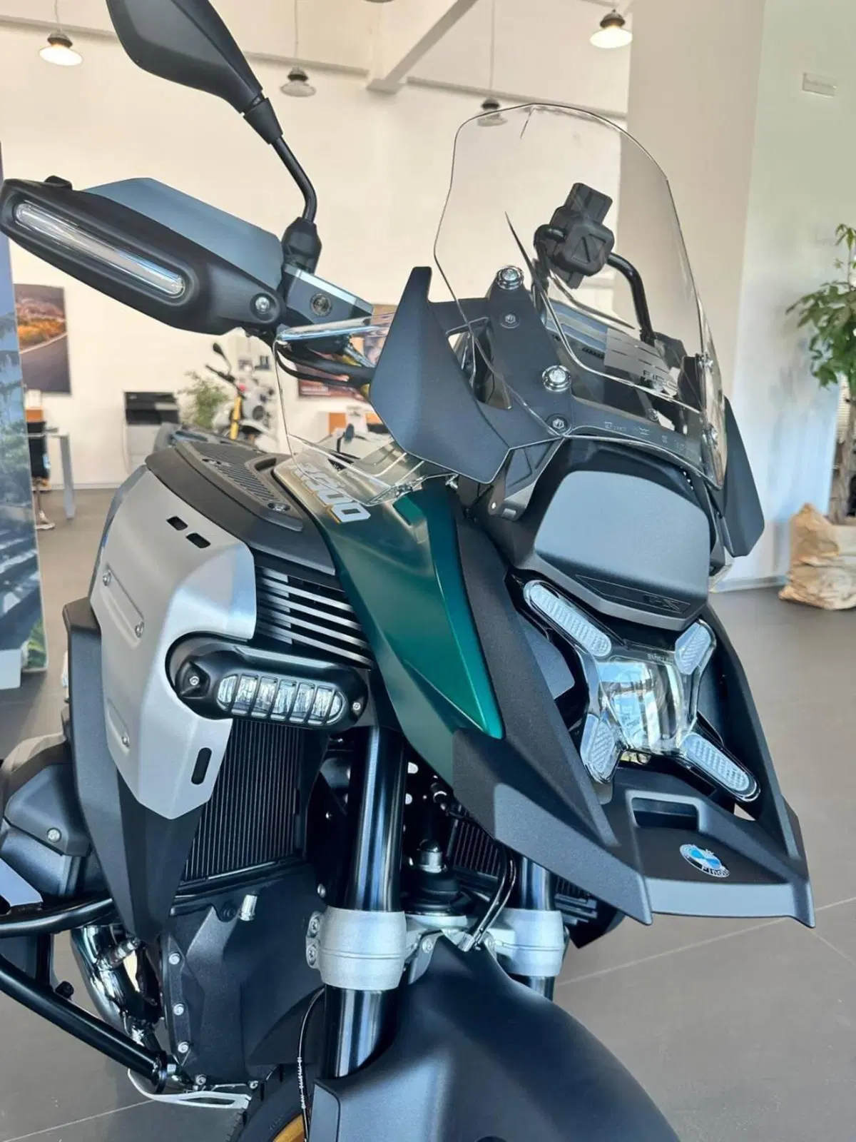 Bmw R 1300 GS Adventure ASA (2025 - 26) (4)
