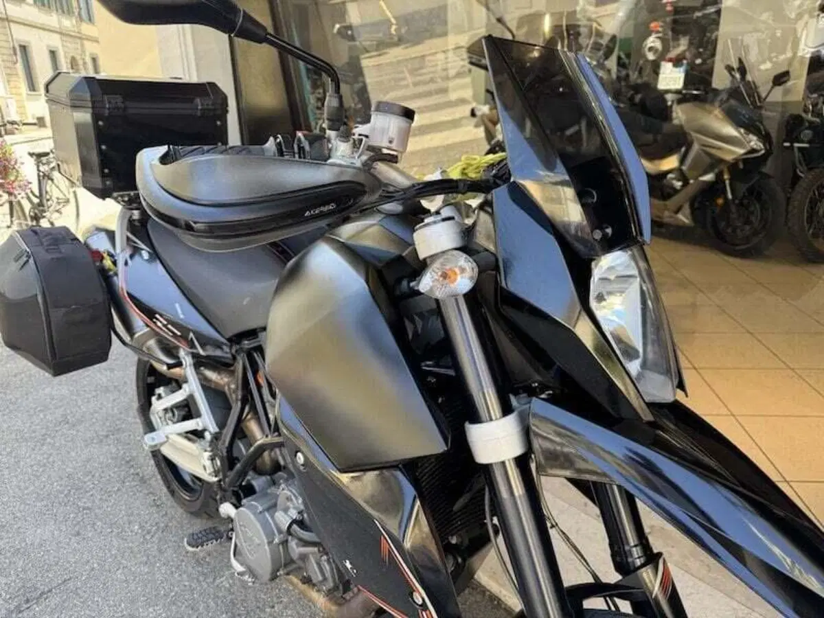 KTM 990 Supermoto (2007 - 10) (12)