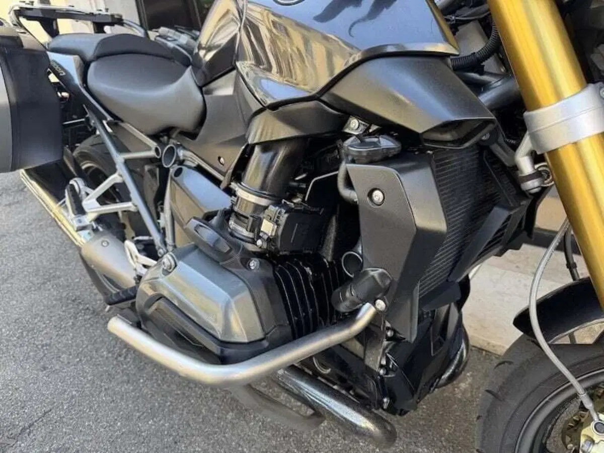Bmw R 1200 R (2015 - 16) (11)