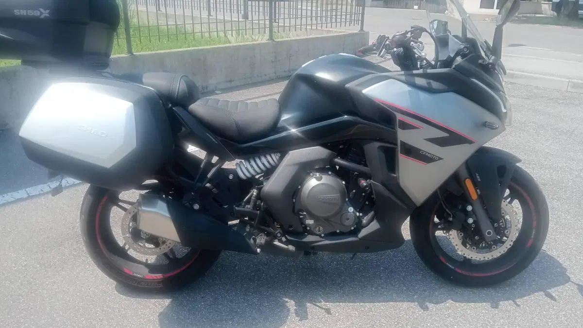 CFMOTO 650GT (2021 - 26) (10)