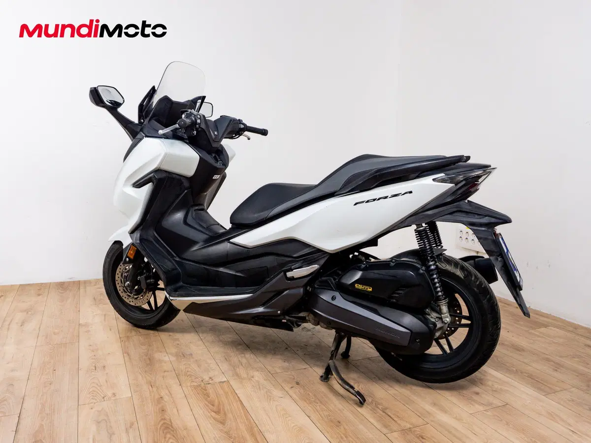Honda Forza 125 ABS (2015 - 16) (7)