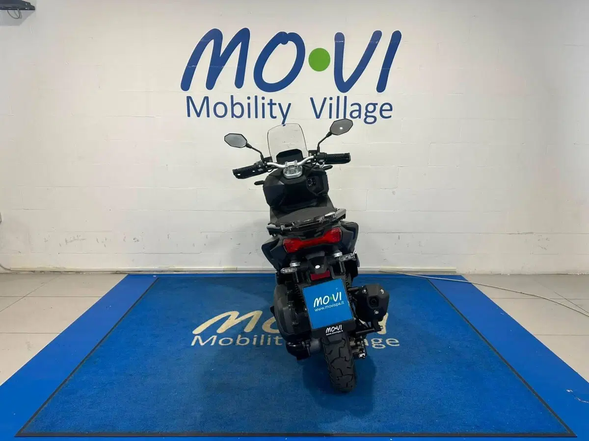 Phelon & Moore Motors Phantette X 300 (2025 - 26) (3)