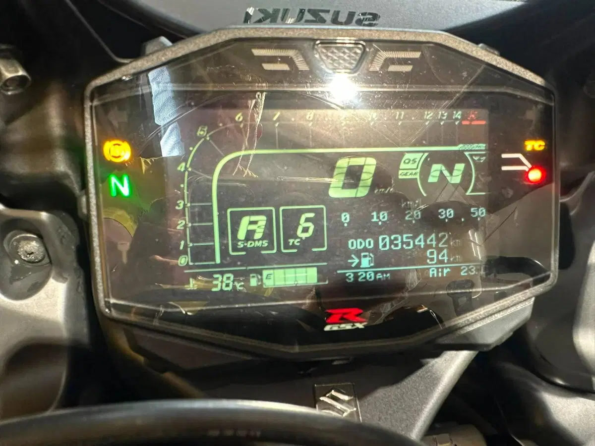 Suzuki GSX-R1000R (2019 - 20) (4)