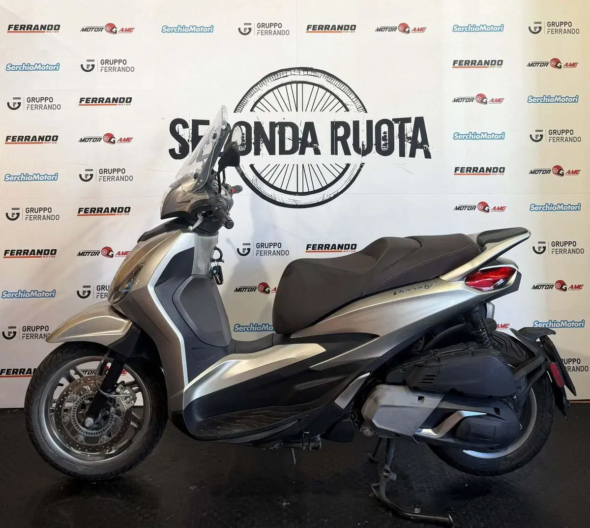 Piaggio Beverly 400 ABS-ASR (2021 - 24) (2)