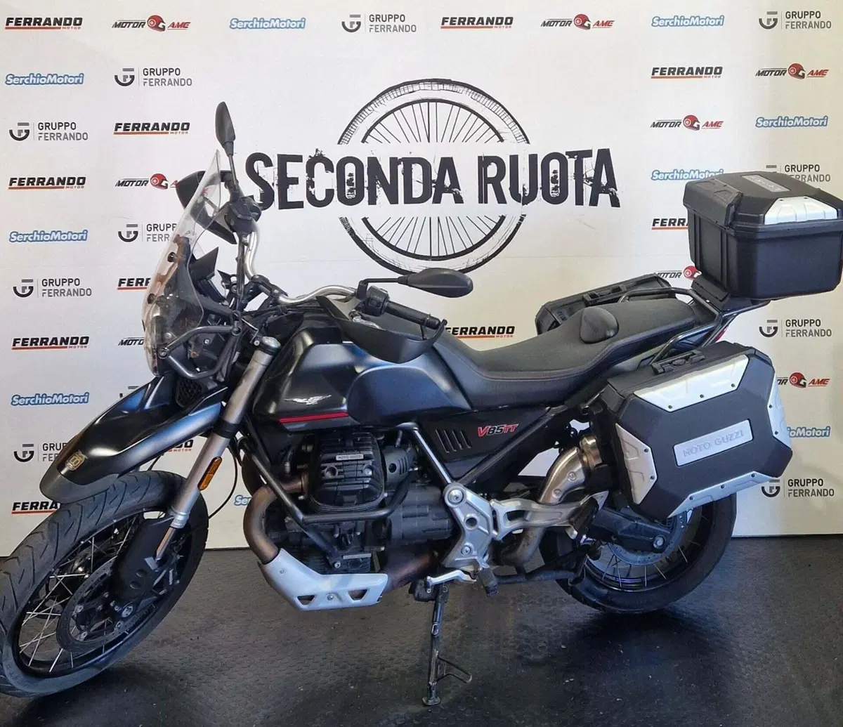 Moto Guzzi V85 TT (2021 - 23) (4)