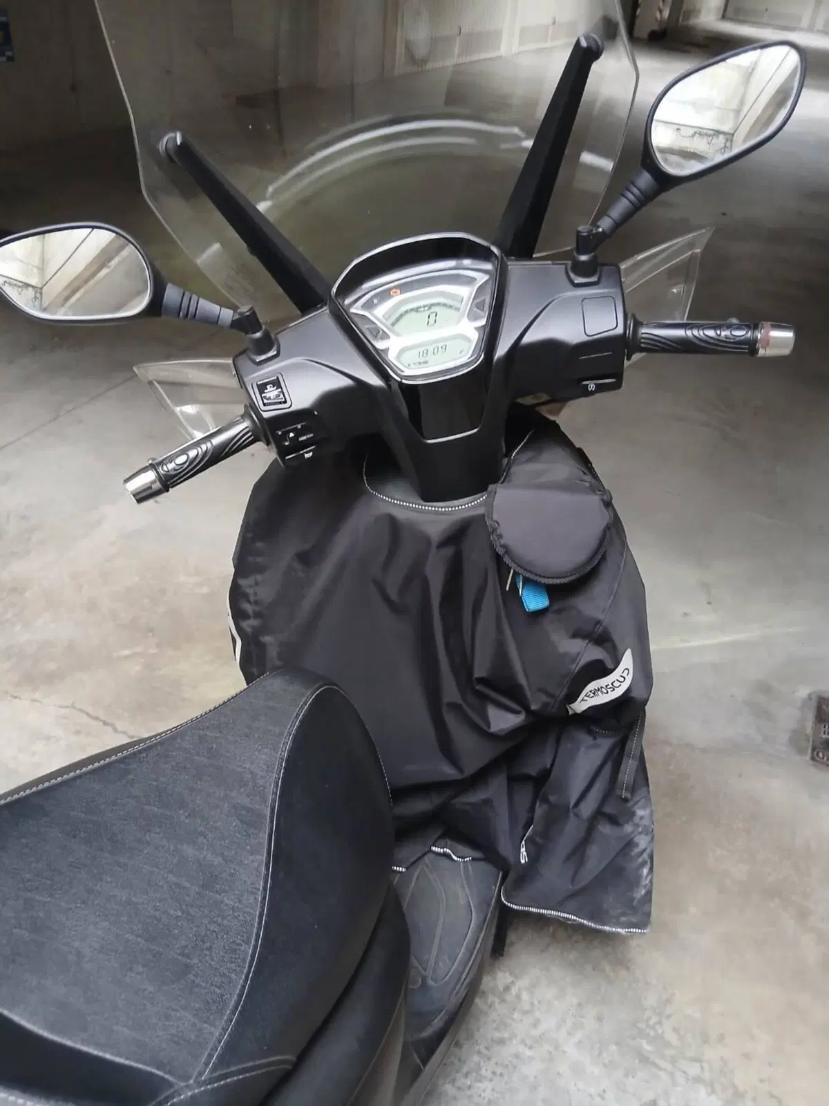 Kymco People 125i S (2021 - 25) (3)