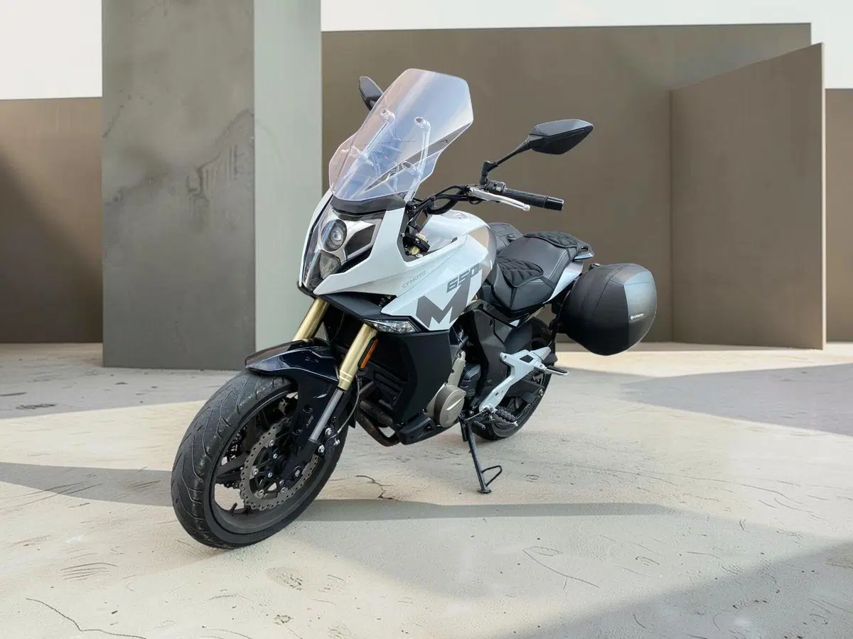CFMOTO 650MT (2021 - 24) (4)