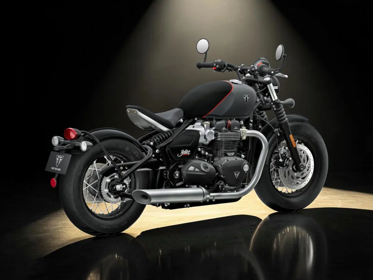 Triumph Bonneville Bobber 1200 (2026) (2)
